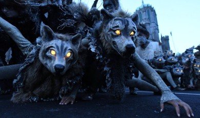 Eight short horror stories to enjoy a scary Halloween at home under the blankets